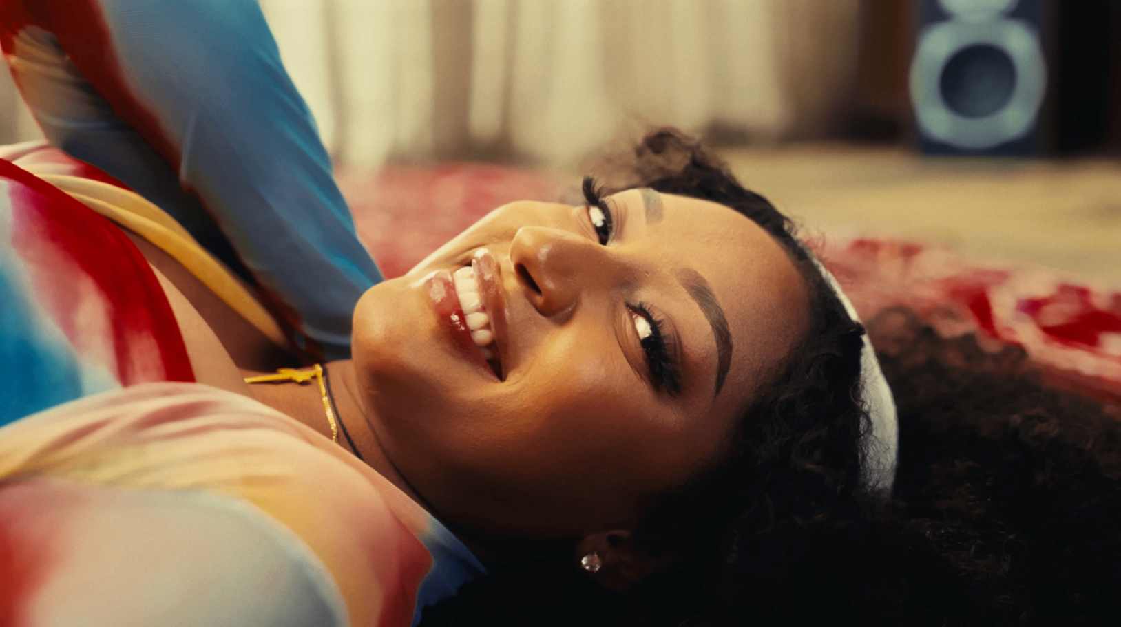 Amel New — Still 7